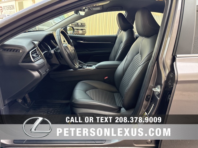 2024 Toyota Camry SE photo 17