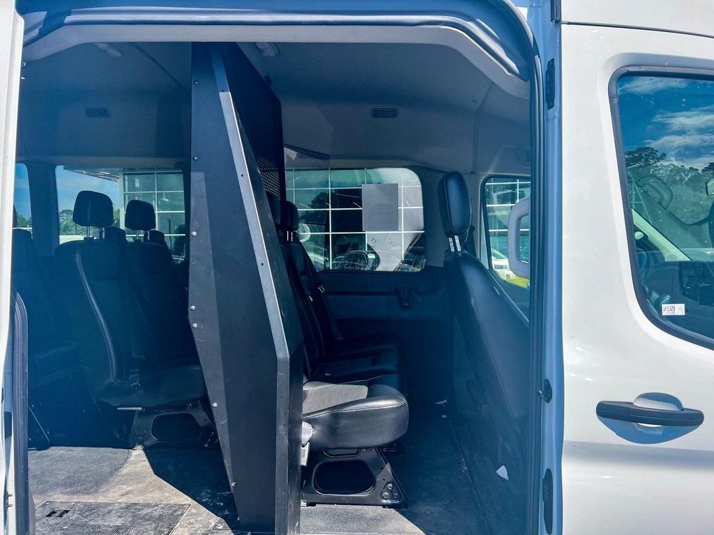 2020 Ford Transit Passenger XL photo 16