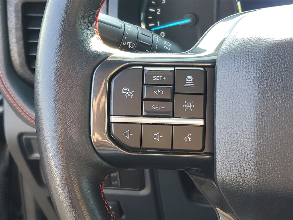 2022 Ford Expedition Limited photo 9