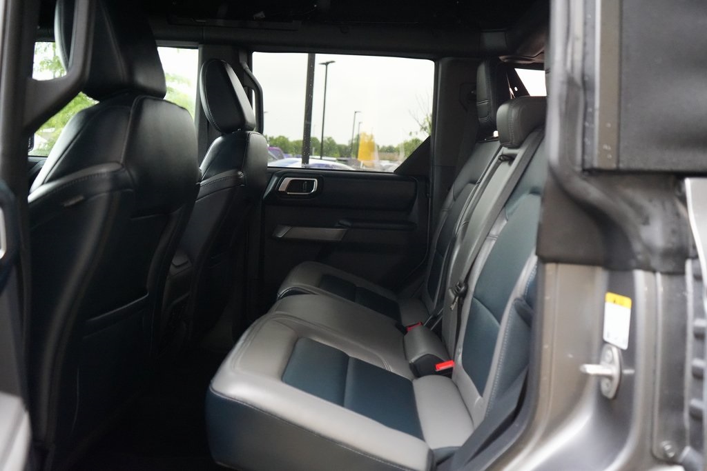 2021 Ford Bronco Outer Banks photo 28