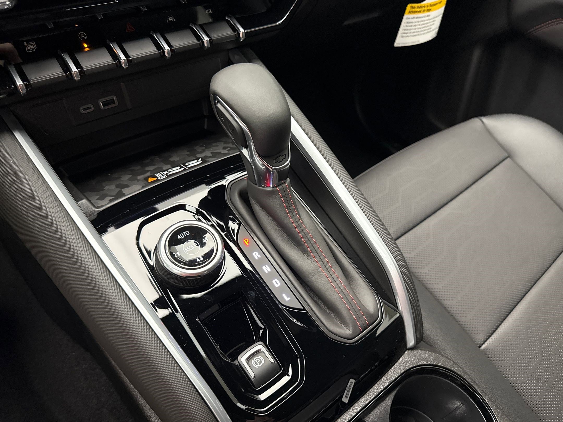 2026 Chevrolet Colorado Z71 photo 18