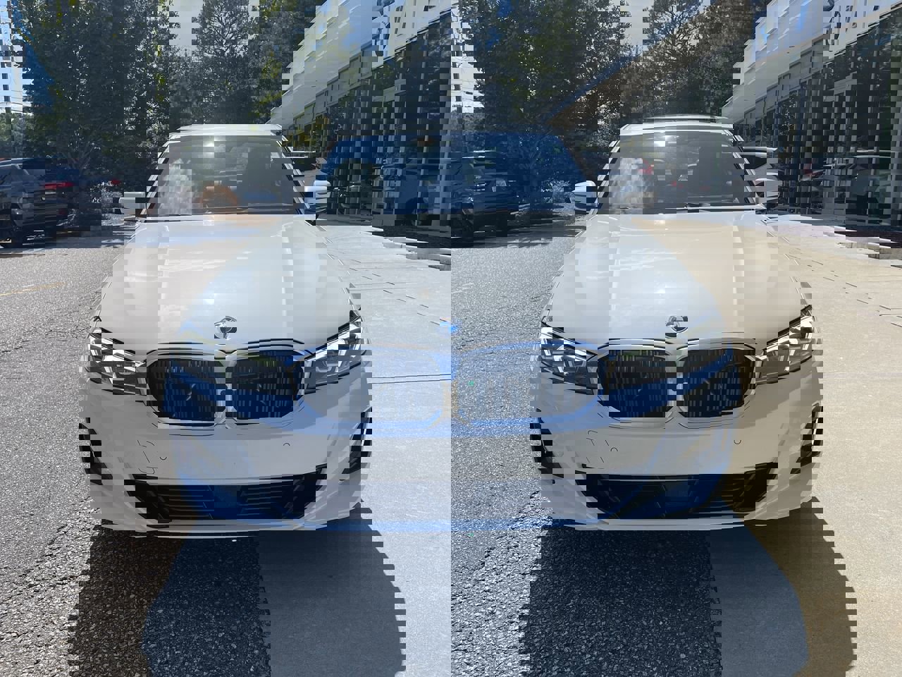 2025 Bmw 330i photo 3