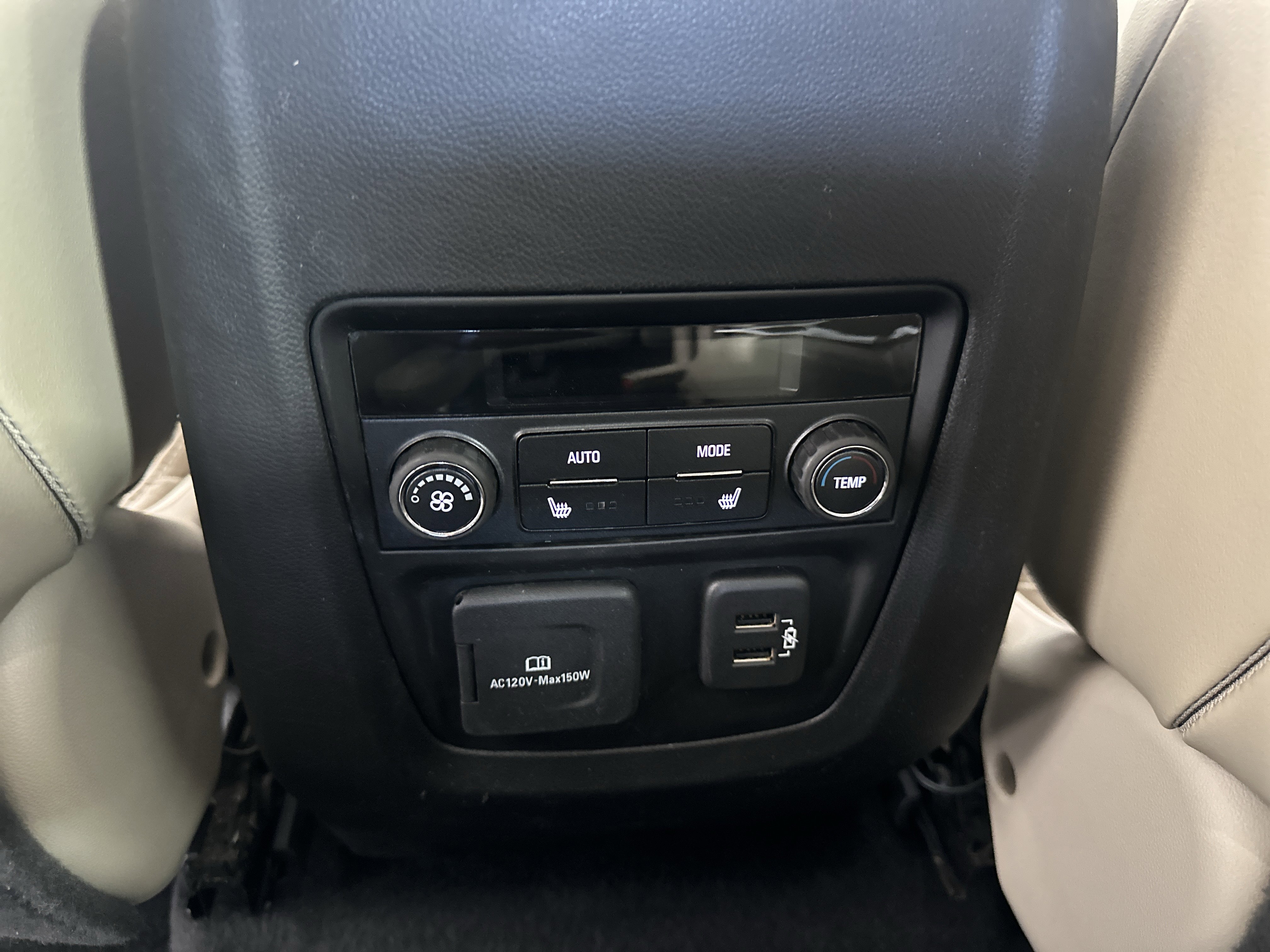2018 Buick Enclave Premium photo 2