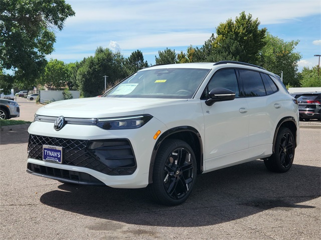 2025 Volkswagen Tiguan SE R-Line Black photo 3