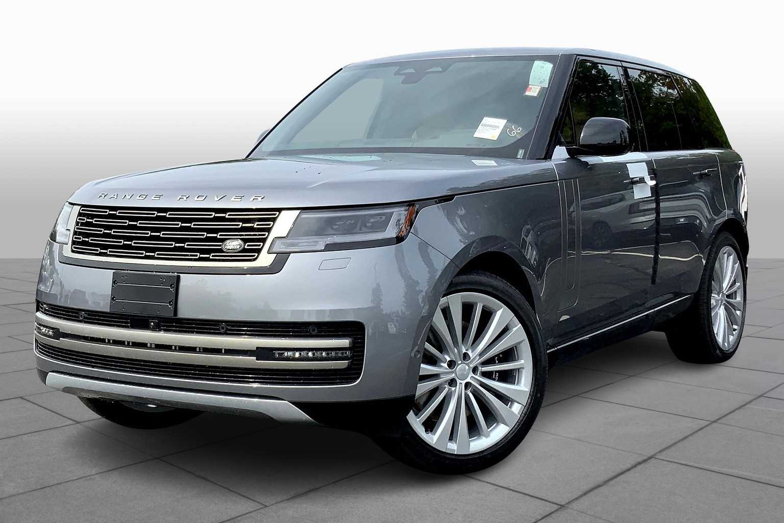 2025 Land Rover Range Rover SE photo 3