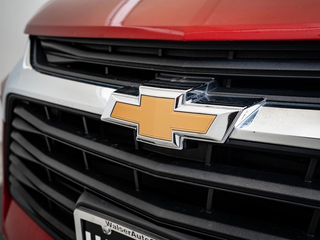 2021 Chevrolet Blazer 2LT photo 3