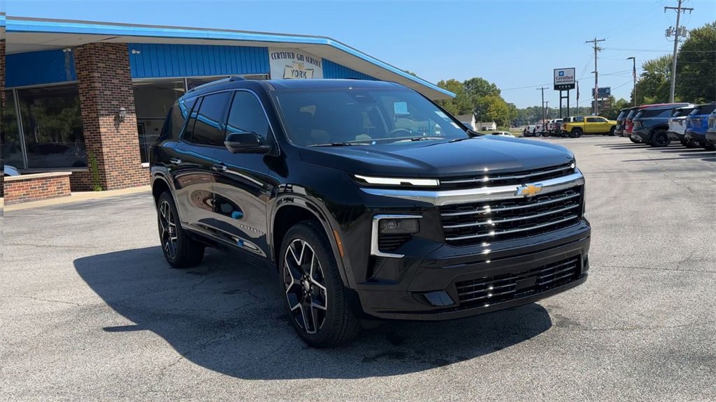 2026 Chevrolet Traverse High Country photo 3