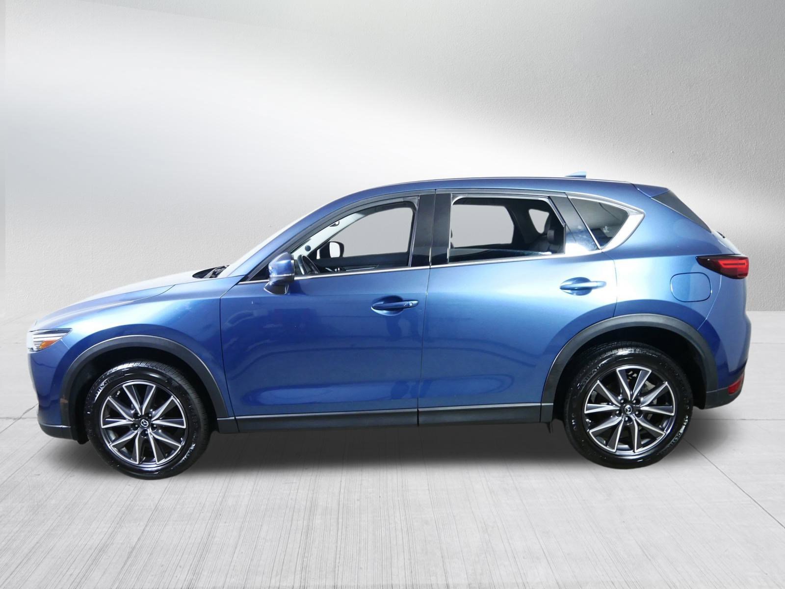 2017 Mazda CX-5 Grand Touring photo 4
