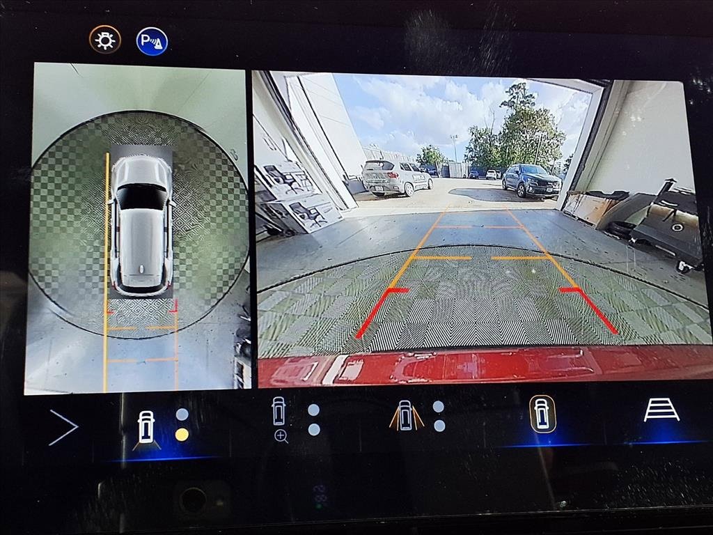 2026 Chevrolet Equinox RS photo 4