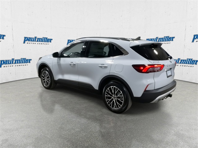2025 Ford Escape Plug-In Hybrid Base photo 9
