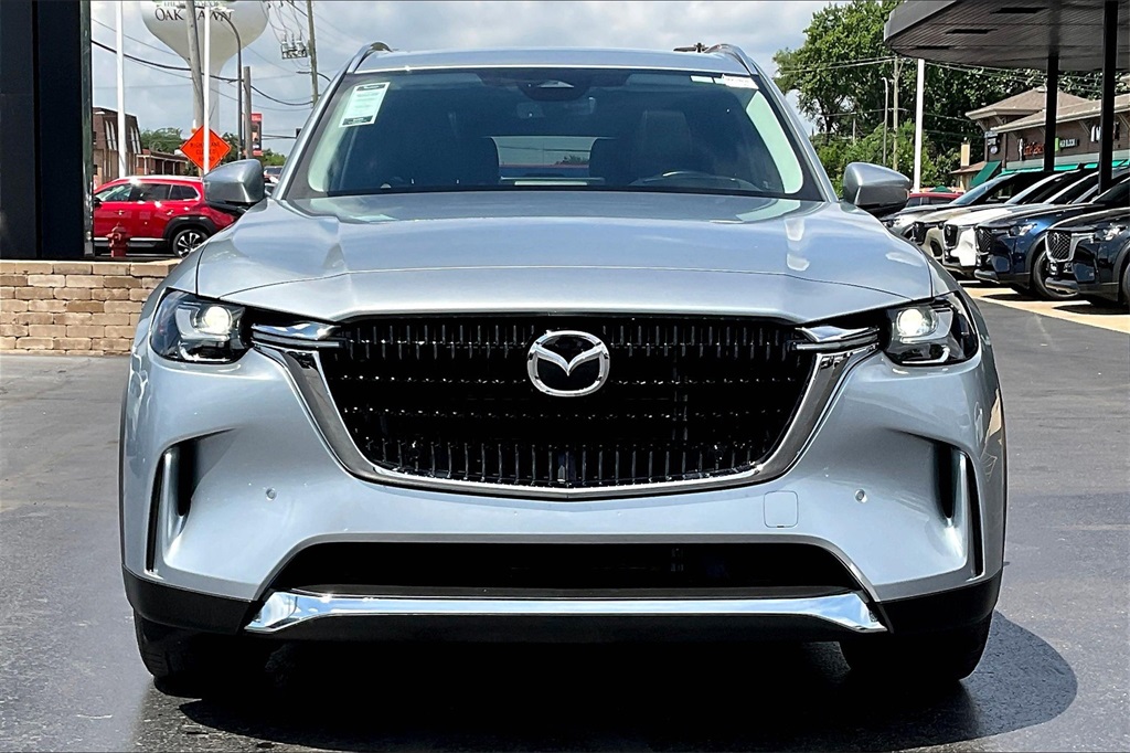 2024 Mazda CX-90 Plug-in Hybrid Premium photo 2