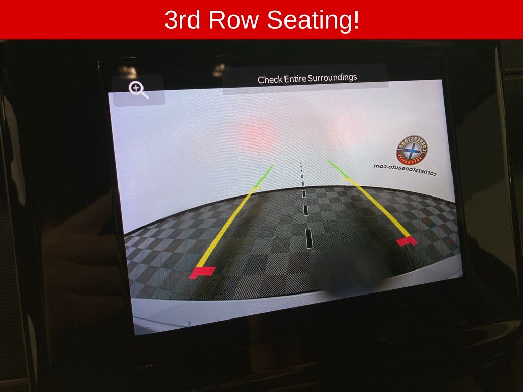 2023 Jeep Grand Cherokee Laredo photo 3