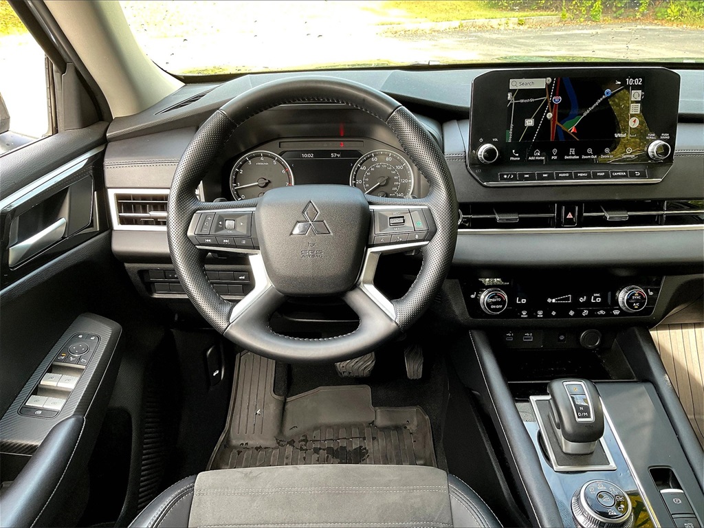 2024 Mitsubishi Outlander SE Ralliart photo 16