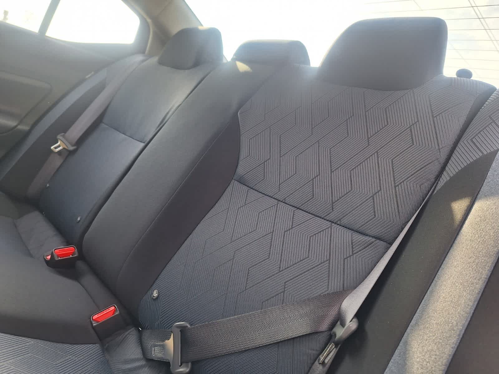 2025 Nissan Versa SV photo 20