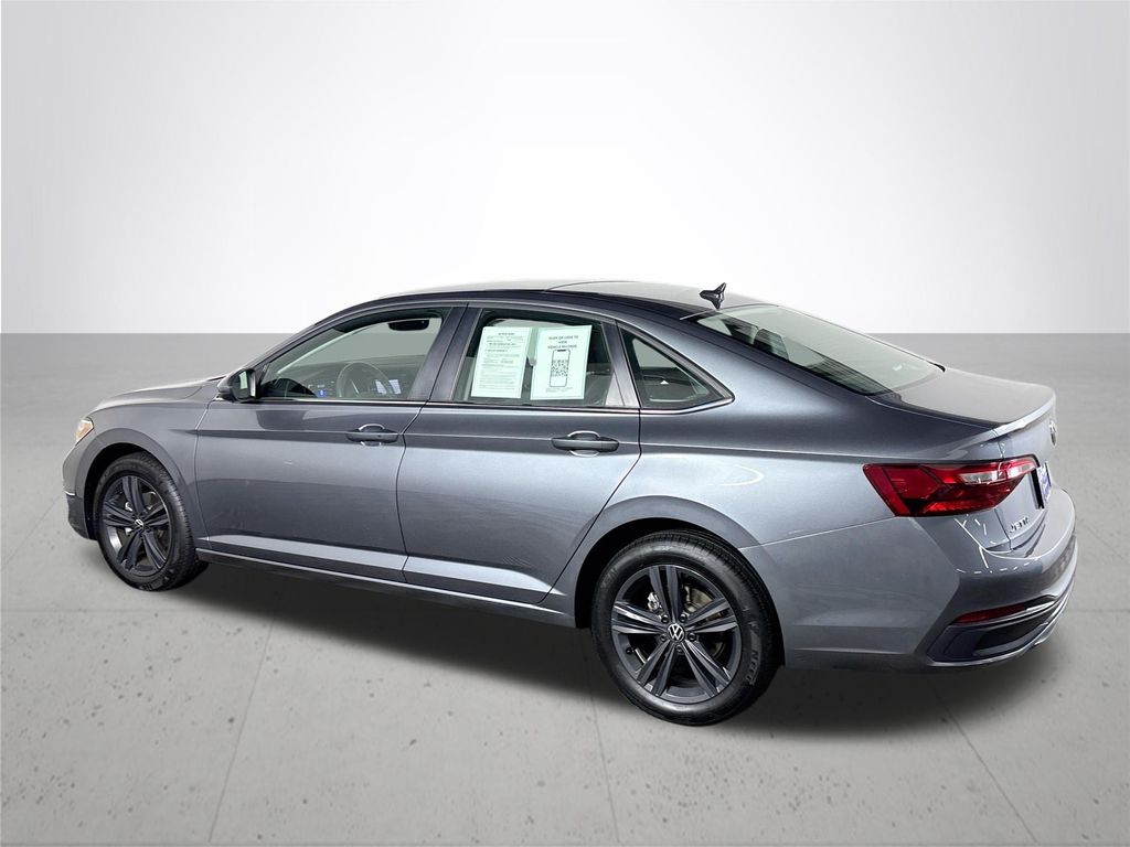 2024 Volkswagen Jetta 1.5T SE photo 8