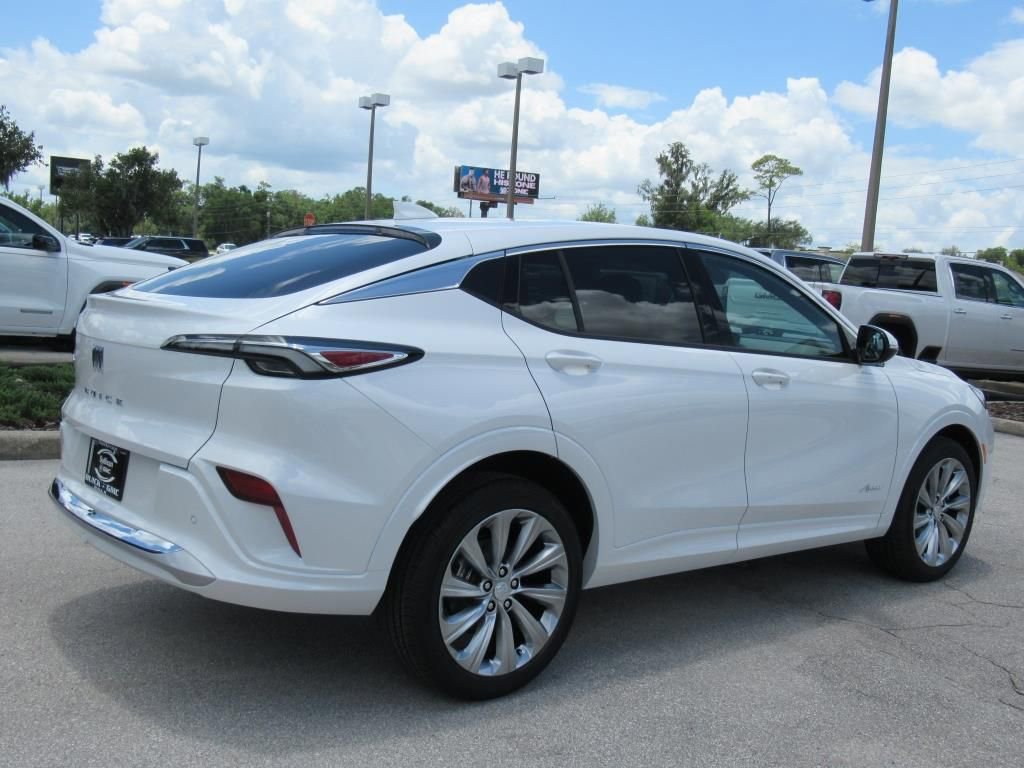 2025 Buick Envista Avenir photo 6