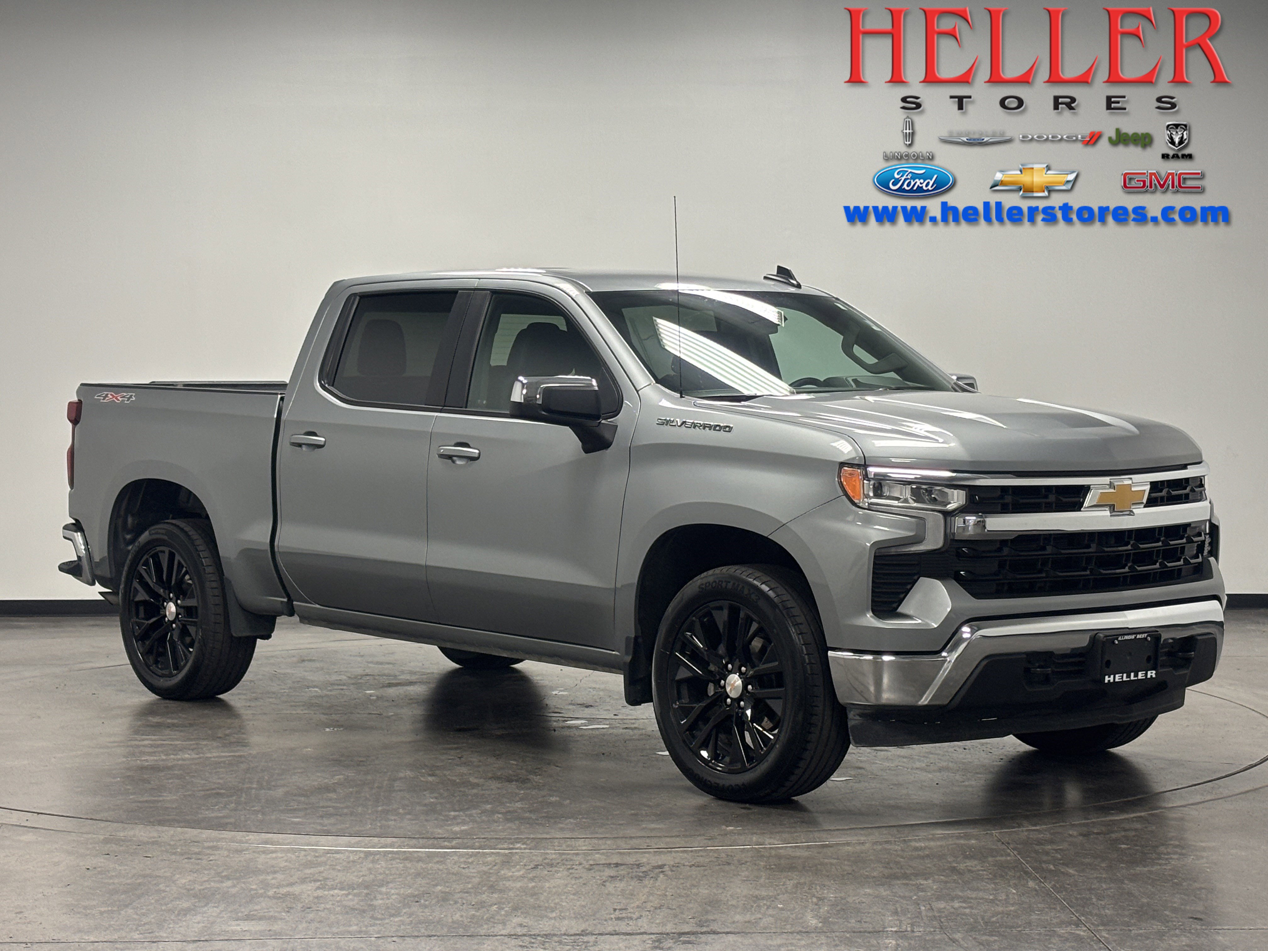 2025 Chevrolet Silverado 1500 LT's photo