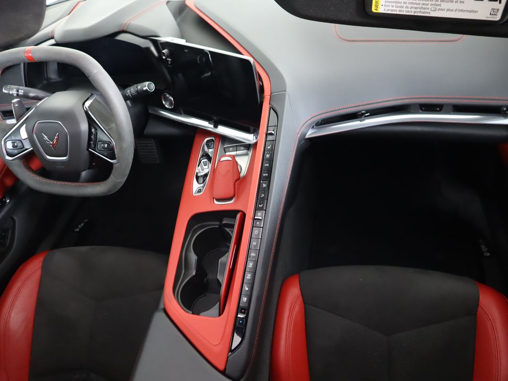 2020 Chevrolet Corvette Stingray 2LT photo 13