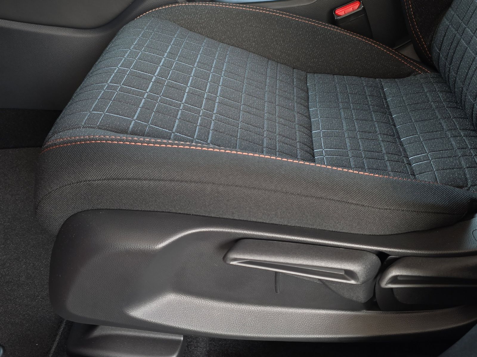 2026 Honda HR-V Sport photo 26