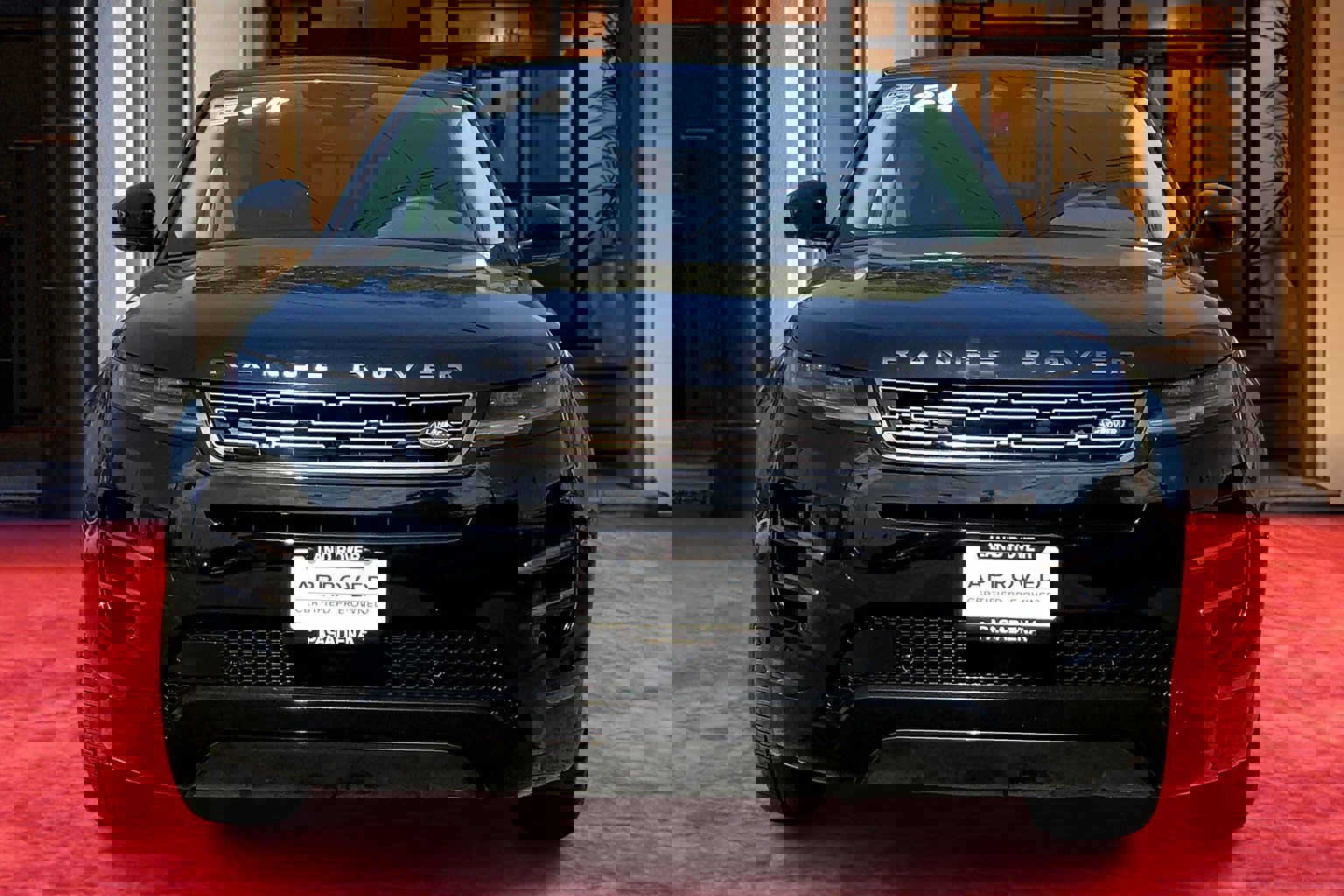2024 Land Rover Range Rover Evoque Dynamic SE photo 3