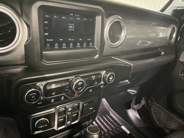 2021 Jeep Gladiator Overland photo 14