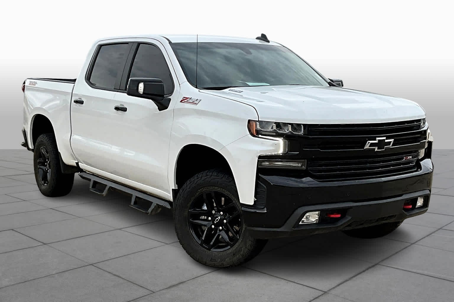 2022 Chevrolet Silverado 1500 LT Trail Boss photo 3