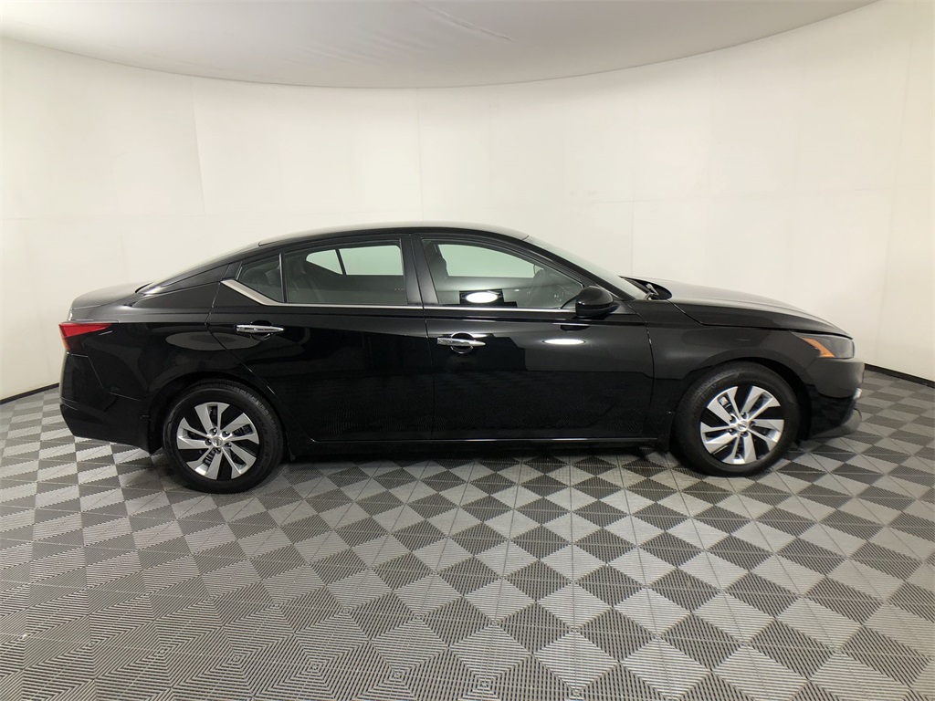 2022 Nissan Altima 2.5 S photo 3