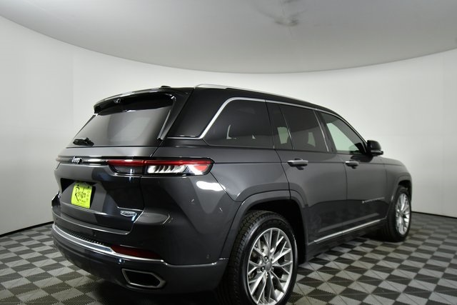 2022 Jeep Grand Cherokee Summit photo 10