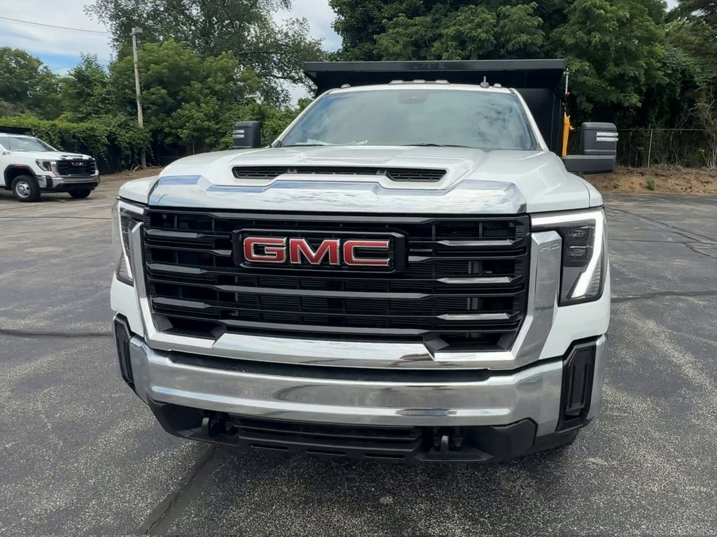 2025 Gmc Sierra 3500 HD photo 2