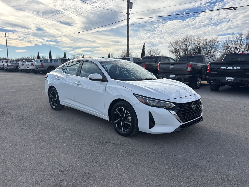 2025 Nissan Sentra SV's photo