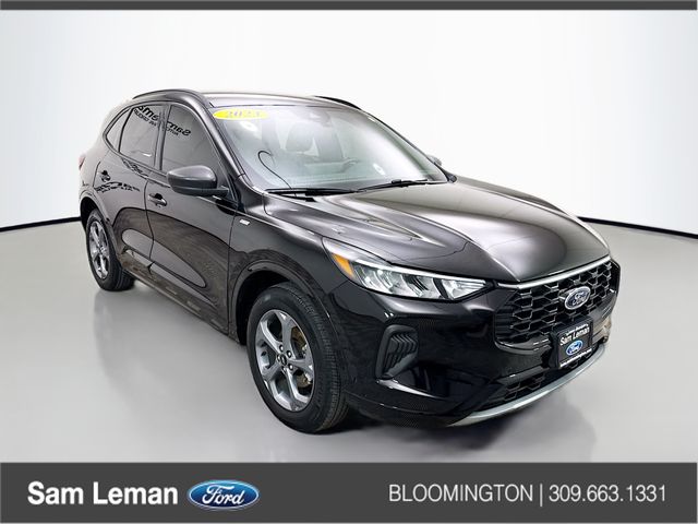 2023 Ford Escape ST-Line's photo