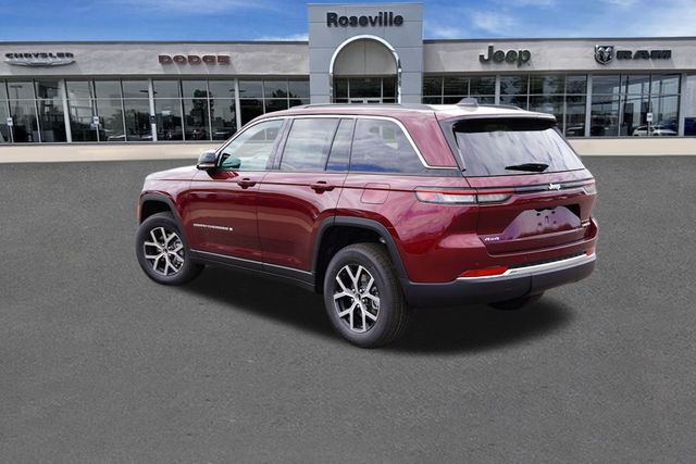2025 Jeep Grand Cherokee Limited photo 3