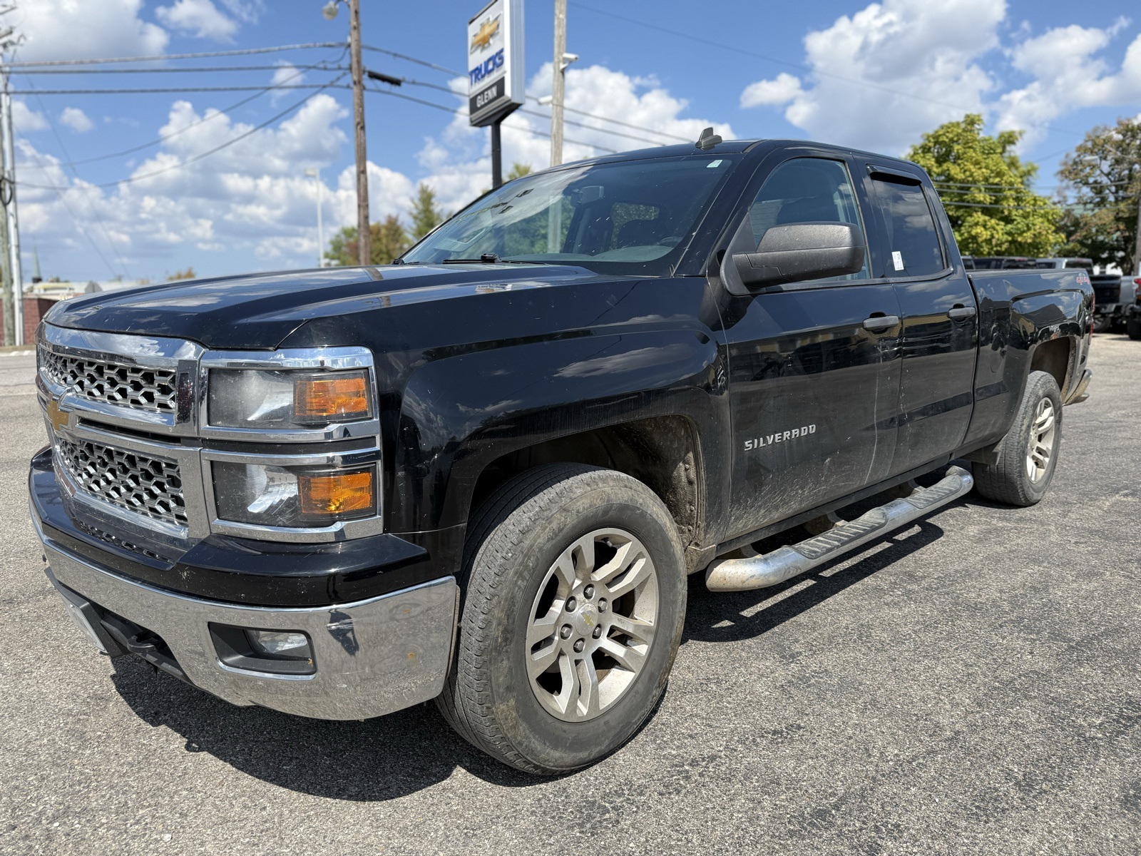 2014 Chevrolet Silverado 1500 LT photo 2