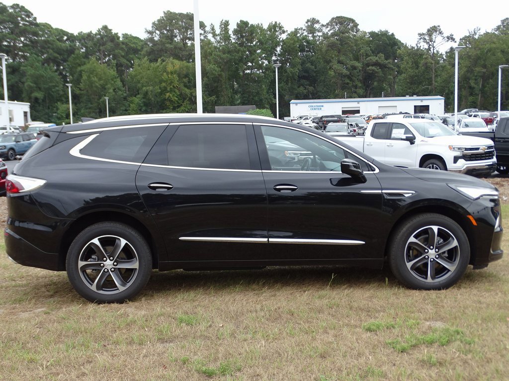 2022 Buick Enclave Essence photo 4