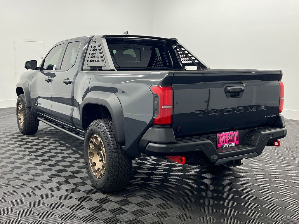 2025 Toyota Tacoma Trailhunter photo 3