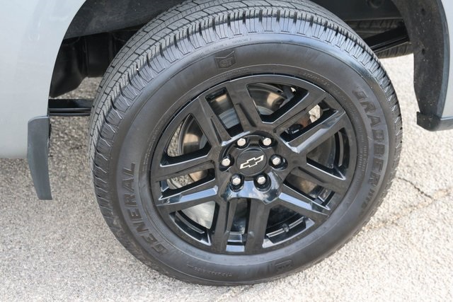 Used 2024 Gray Chevrolet Custom image 7