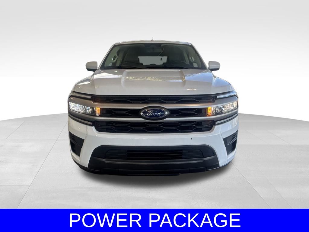 2022 Ford Expedition XLT photo 8