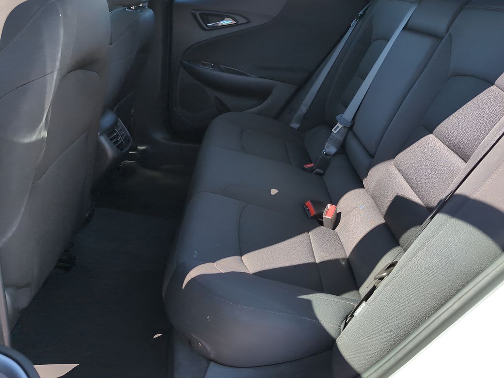 2023 Chevrolet Malibu 1LT photo 24
