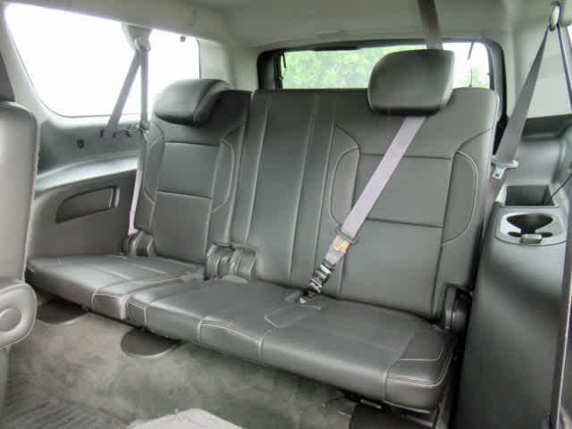 2015 Chevrolet Suburban LTZ photo 5