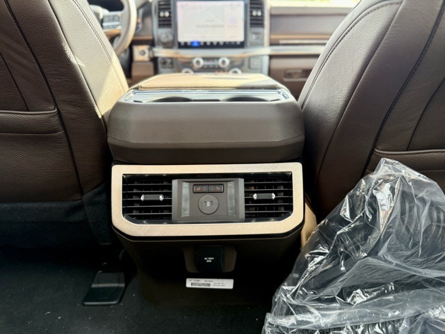2026 Ford F-350 King Ranch photo 32