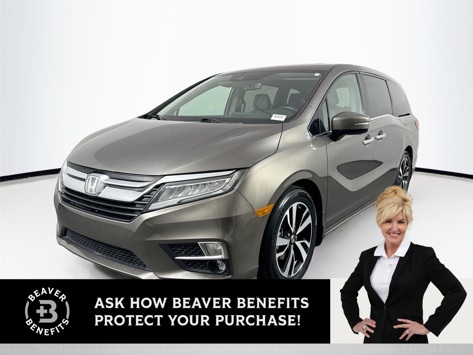 2018 Honda Odyssey Elite's photo