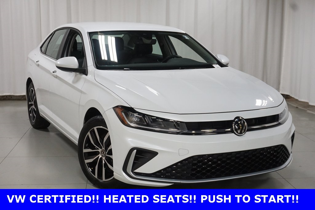 2025 Volkswagen Jetta 1.5T SE photo 3