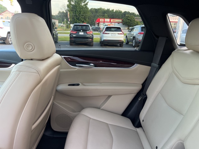 2017 Cadillac XT5 Luxury photo 15