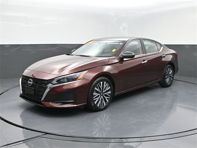 2024 Nissan Altima SV