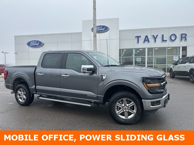 2025 Ford F-150 XLT's photo