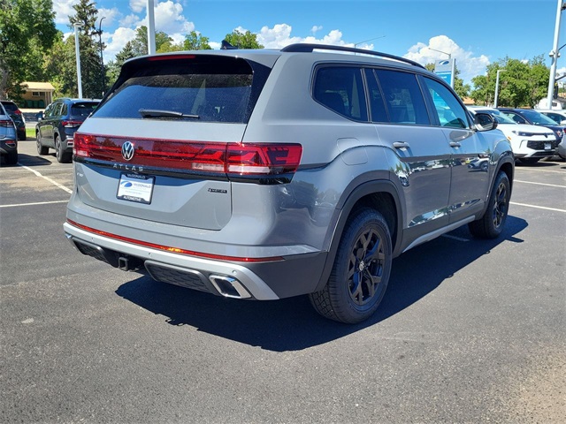 2025 Volkswagen Atlas Peak Edition SE photo 5