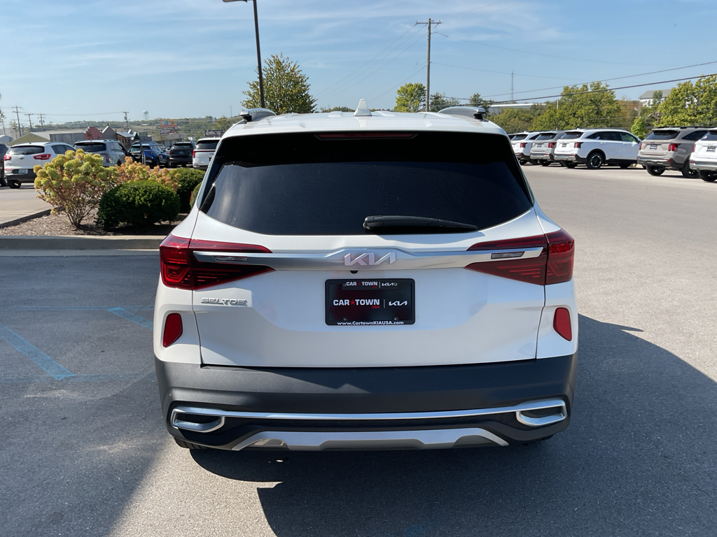 2023 Kia Seltos EX photo 6