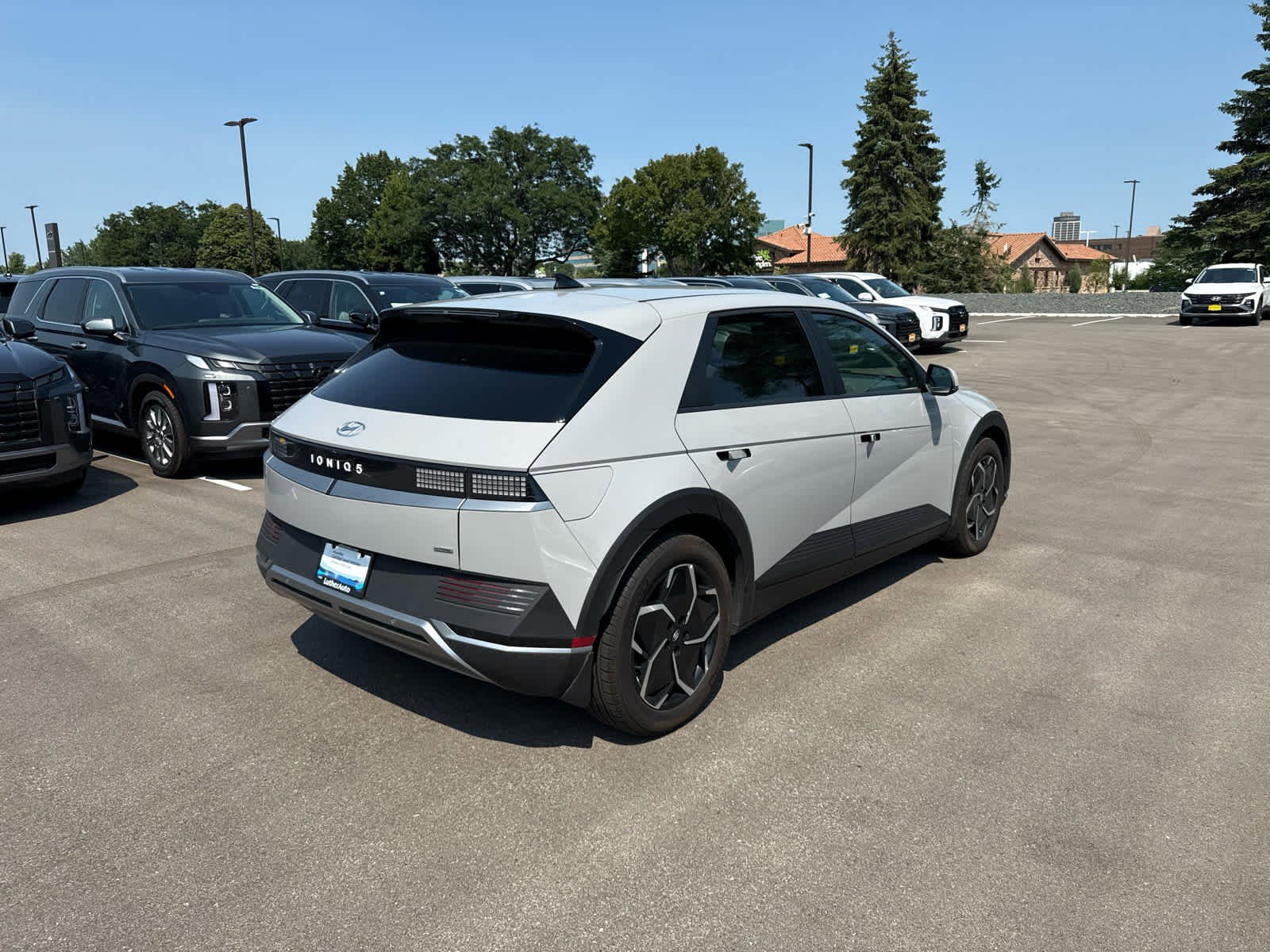 Certified 2023 Hyundai IONIQ 5 SEL with VIN KM8KNDAF5PU177128 for sale in Minneapolis, MN