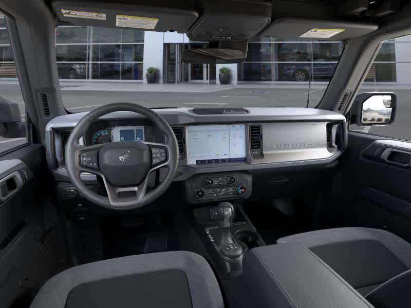 2025 Ford Bronco Base photo 9