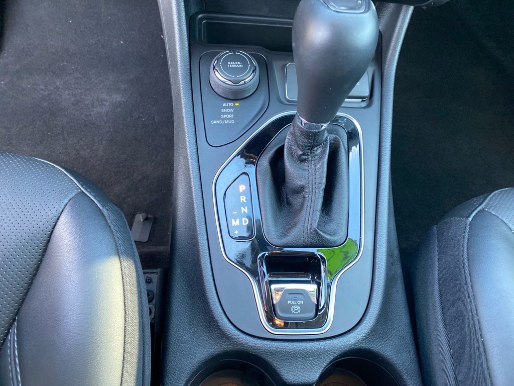 2022 Jeep Cherokee Limited photo 12